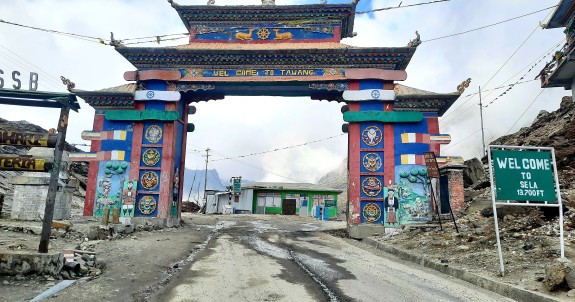 Sela Pass entrance at Arunachal